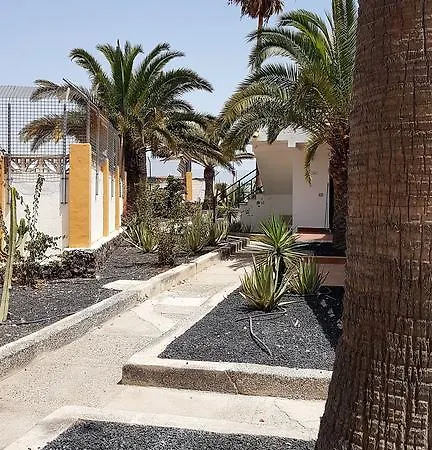 Dos Puerta Del Sol Apartment